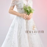 TVC534 Đầm Cưới Cô Dâu, Váy Cưới Tiệc Đi Bàn, Cúp Ngực, Váy Cưới Thiết Kế