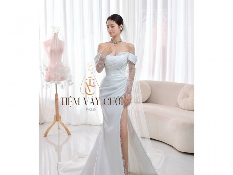 TVC520 Đầm Cưới Cô Dâu, Váy Cưới Tiệc Đi Bàn, Cúp Ngực, Dáng Xuông