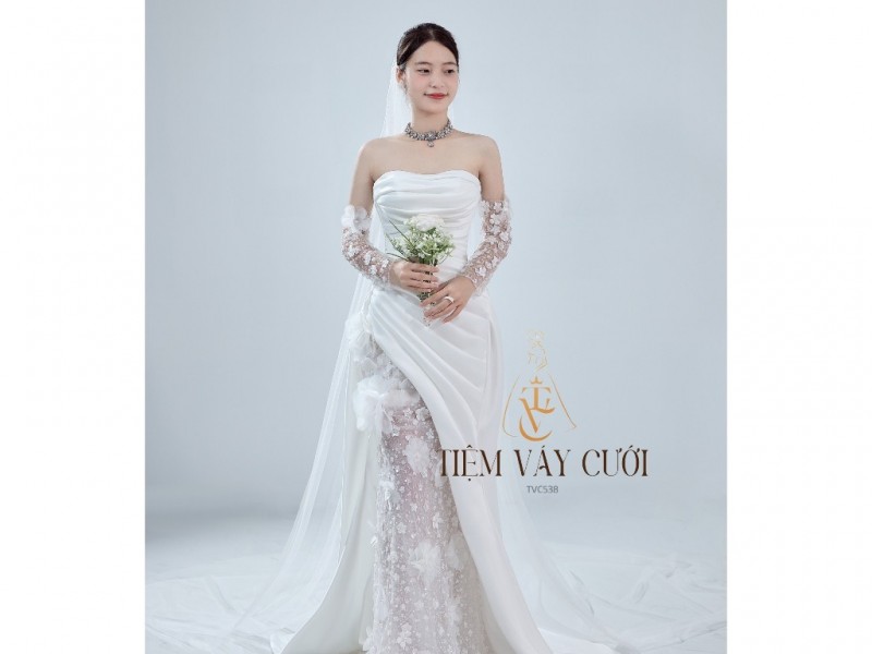 TVC538 Đầm Cưới Cô Dâu, Váy Cưới Tiệc Đi Bàn, Cúp Ngực, PhốI Ren